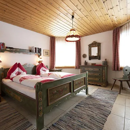 Chasa Serras - Doepper Apartment