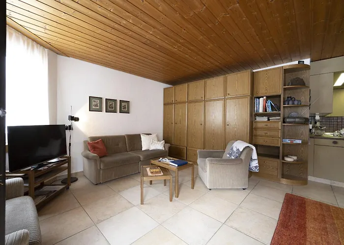 Chasa Serras - Doepper Apartamento