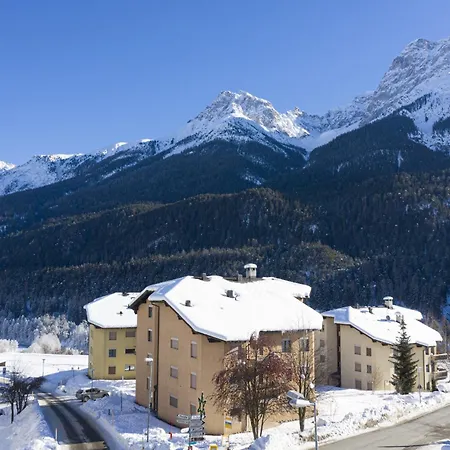 Chasa Serras - Döpper Lägenhet Scuol